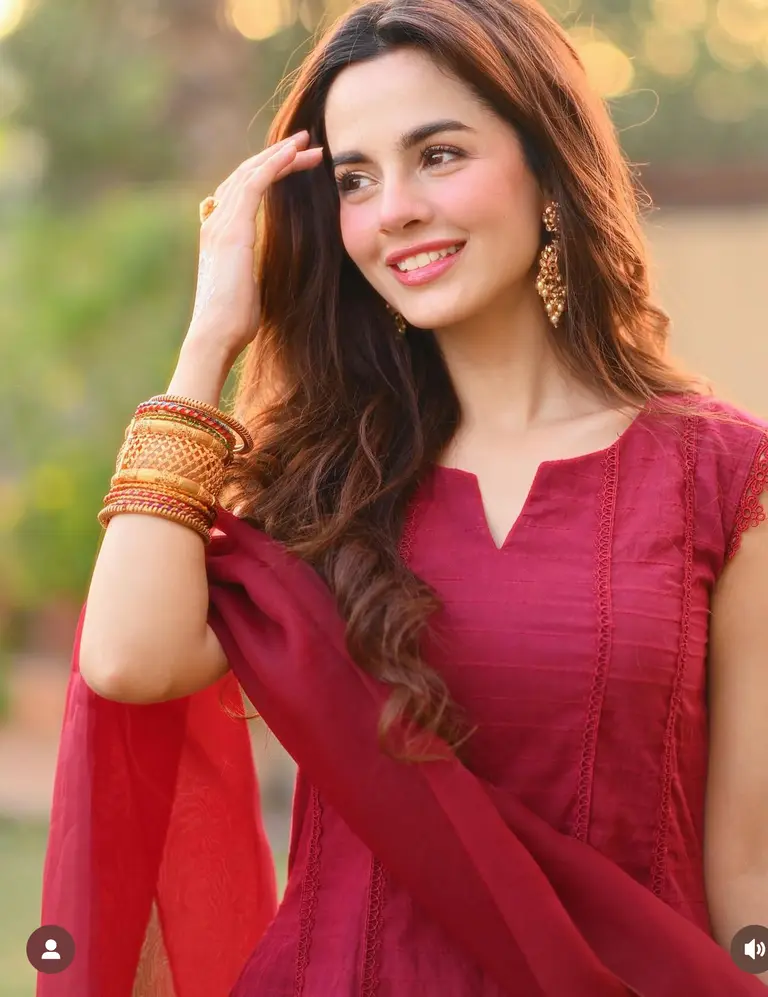 Sara  Avatar